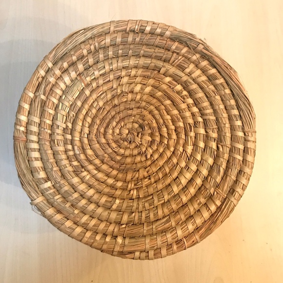 Handmade Rattan Cylindrical Basket 10"h x 9"w walls 1/2 inch thick. Like New. - Picture 5 of 6